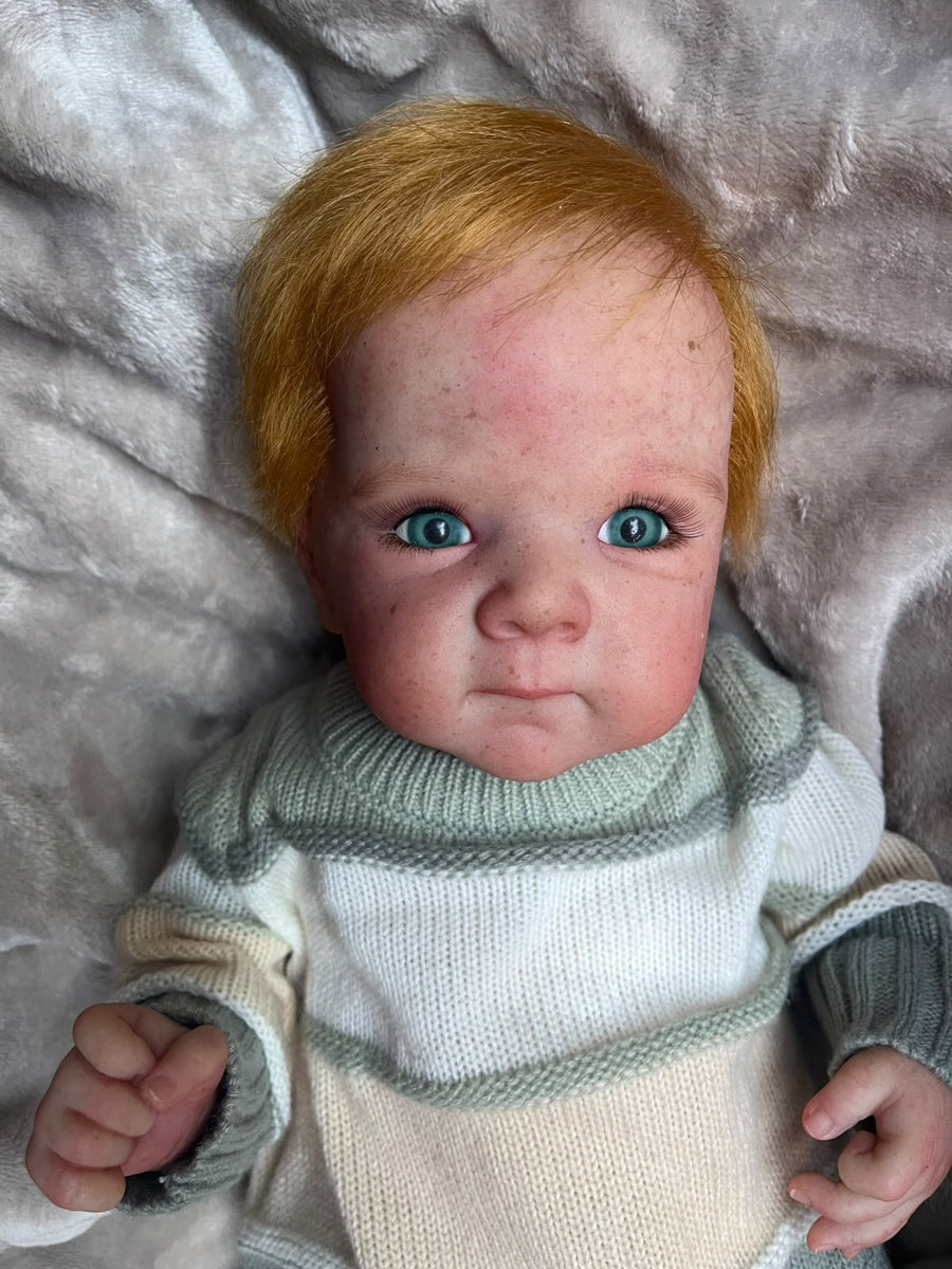 Bebê Reborn Noah — Conjunto Verde Sálvia
